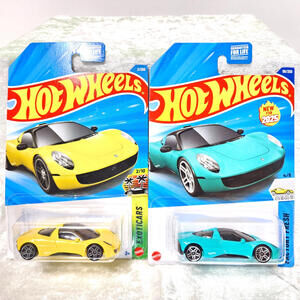 Hot Wheels Gordon Murray Automotive T.33 2-Car Lot 3/250 Yellow & 90/250 Teal